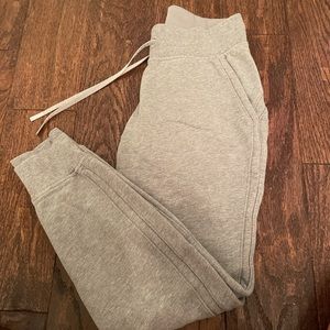 lululemon warm down jogger “28